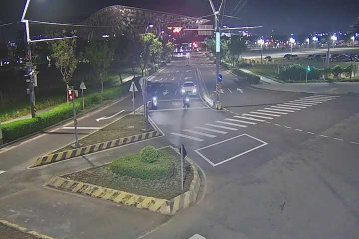 (i)經貿路/經貿八路(右側車流往河南路) Jingmao Rd./Jingmao 8th Rd.(Right side Traffic flow to Henan Rd.)