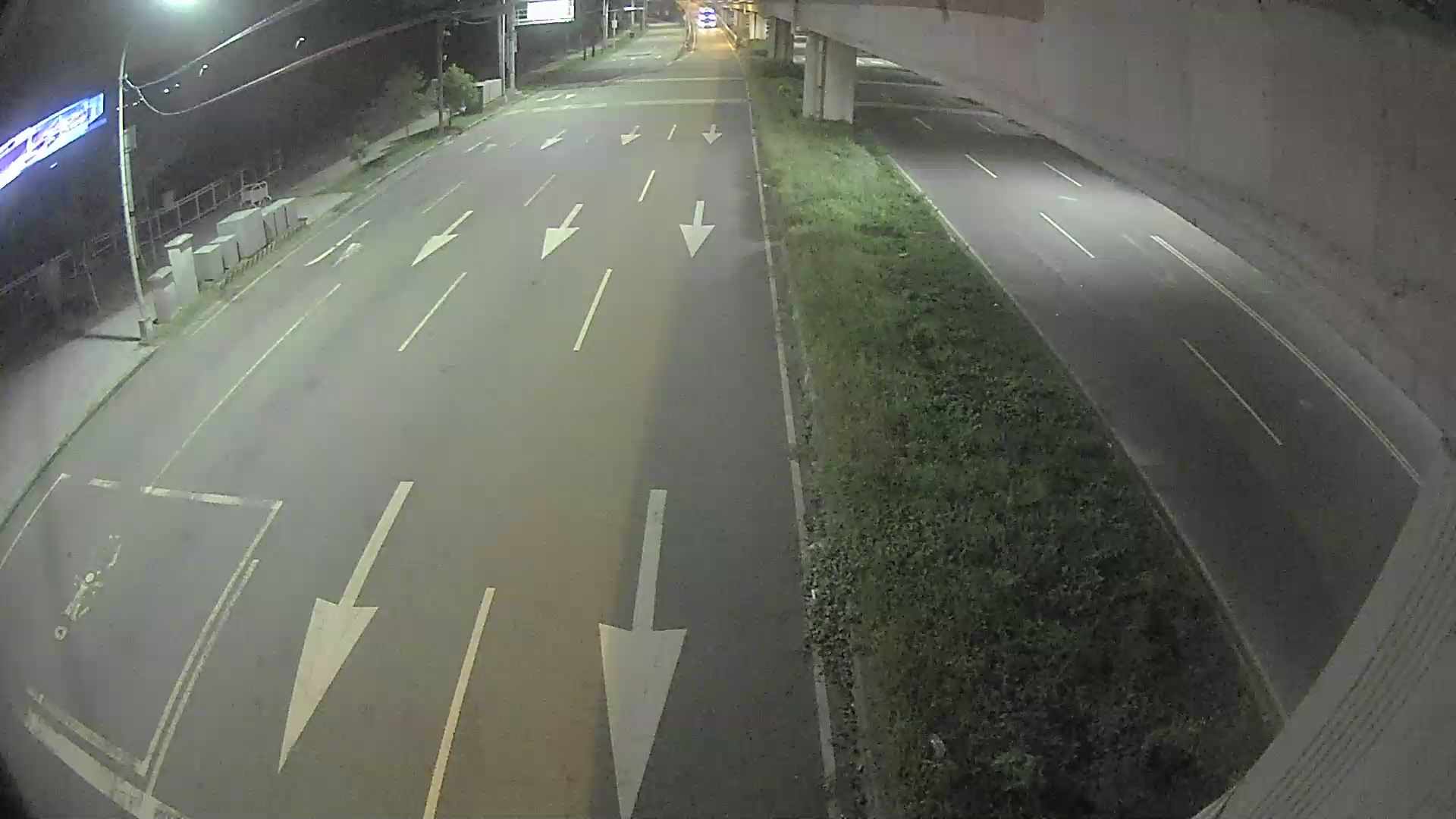 環中路/凱旋路(車流往中清路) Huanzhong Rd./Kaixuan Rd.(traffic to Zhongqing Rd.)