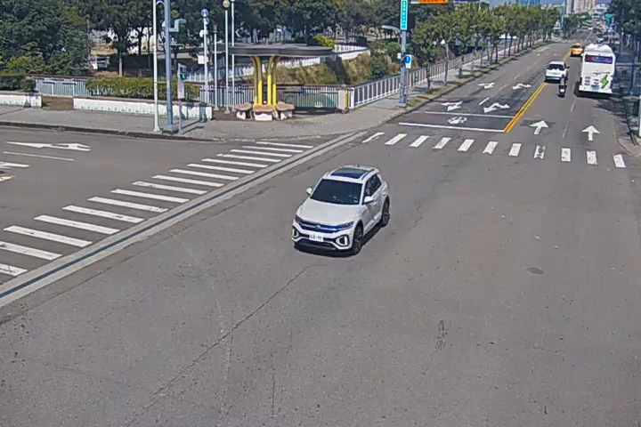 黎明路/廣福路(車流往中清路)