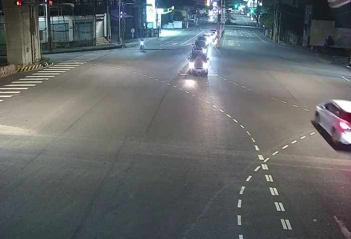三豐路/國豐路(右側車流往豐原)