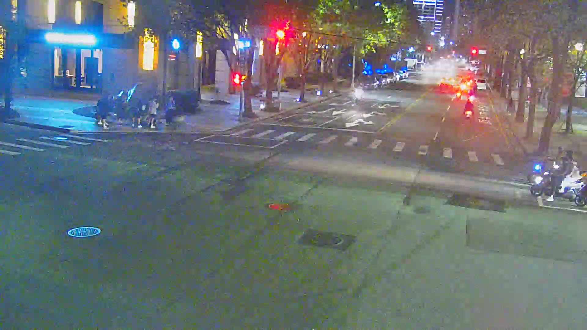 向上路/惠文路(右側車流往文心路)