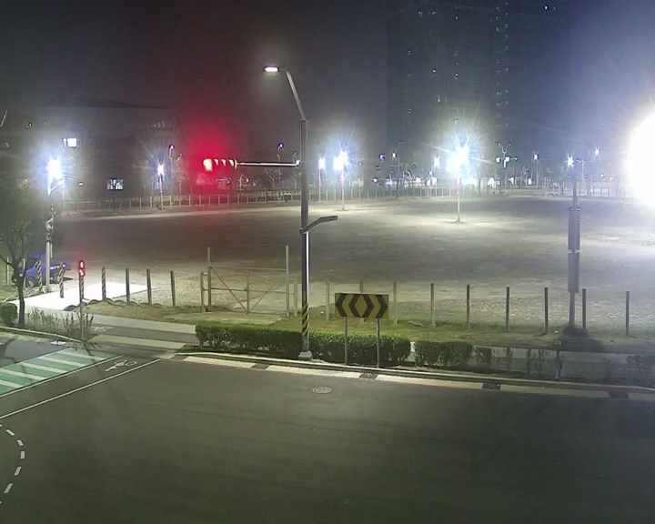 中科路/經貿八路(右側車流往環中路)