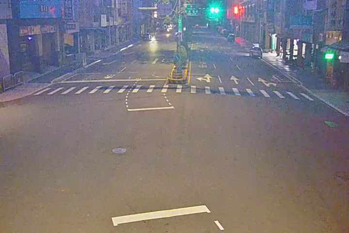 五權西路/惠文路(右側車流往文心路)