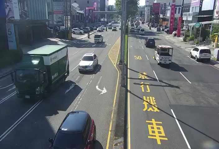 五權西路/益豐路(右側車流往南屯交流道)