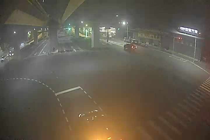 環中路/青海路(右側車流往台灣大道)