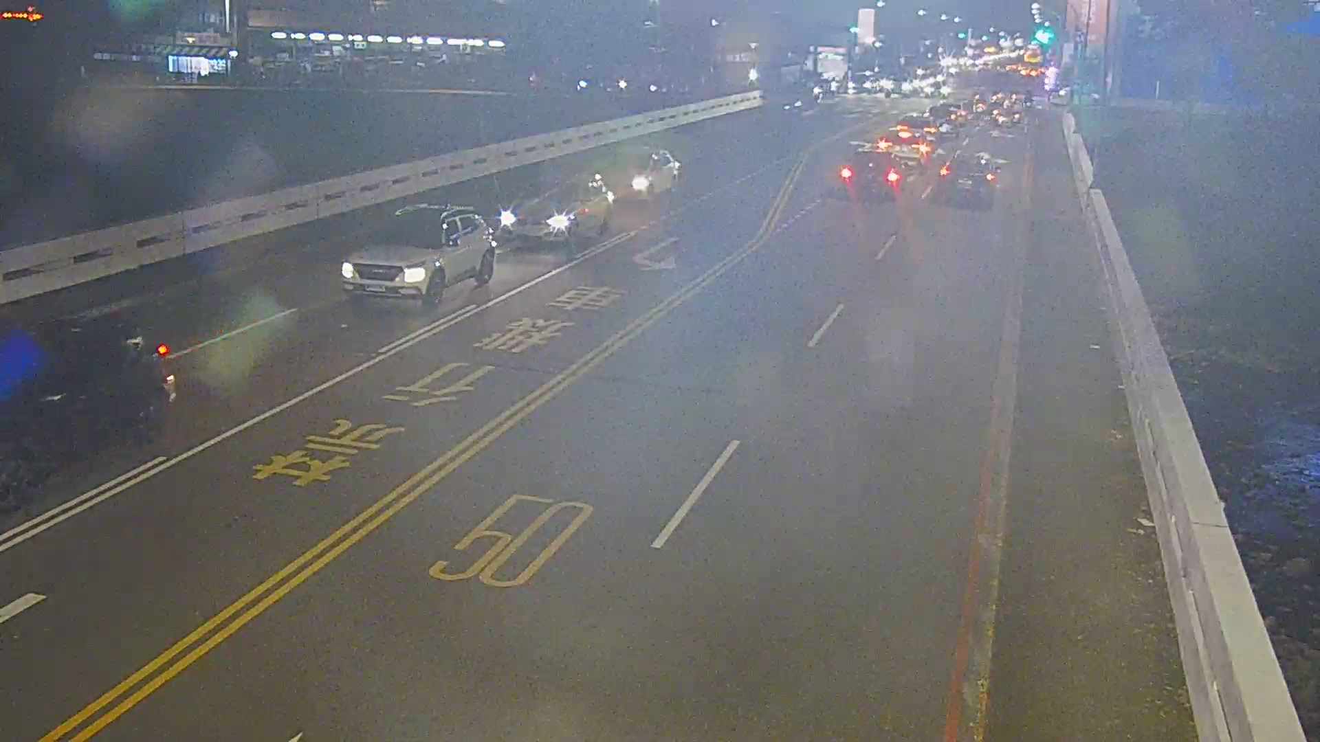 精武路/旱溪東路(右側車流往進化路)Jingwu Rd./Hanxi E. Rd. (Right side Traffic flow to Jinhua Rd.)