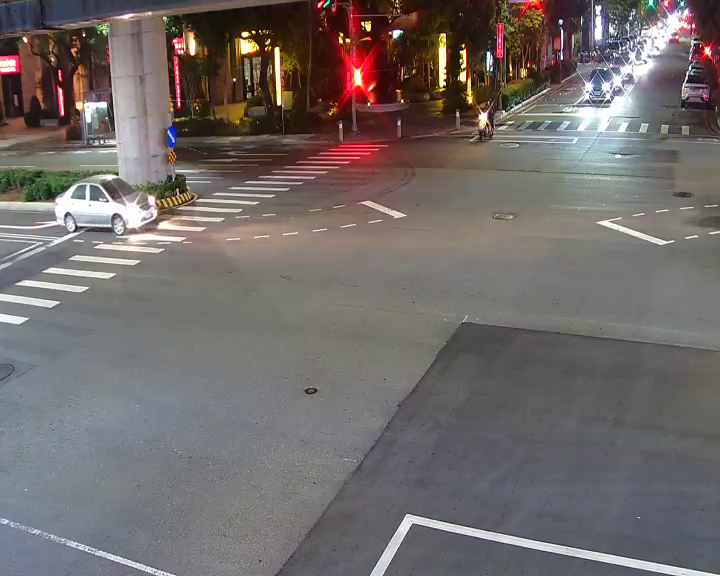 文心南五路/文心南路(右側車流往黎明路)